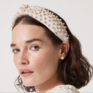 Lele Sadoughi Ivory Velvet Pearl Knot Headband